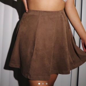 BROWN SKIRT